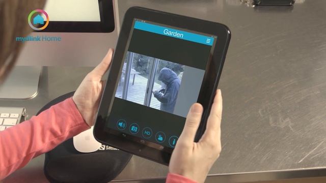 mydlink™ Home Monitor 360 смотреть онлайн