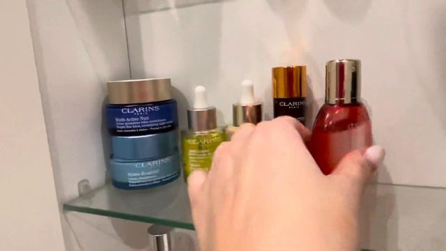 ОБЗОР CLARINS. РАФ ЕЛКА. АТМОСФЕРНО. смотреть онлайн