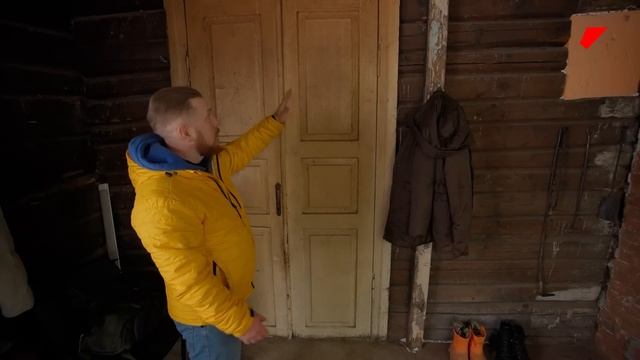 Бросил бизнес, купил столетний хутор и восстанавливает его смотреть онлайн