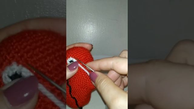 Вяжем Валентинку. 5 часть. Носик и глазки. смотреть онлайн