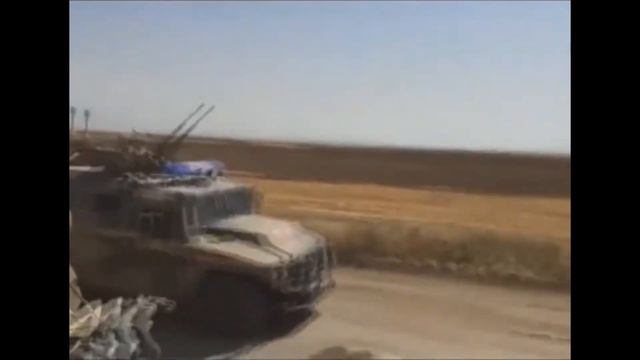 Игра в салочки,российский бронетранспортер БТР 82А и американский International MaxxPro в Сирии. смотреть онлайн
