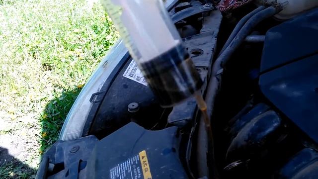 как выкачать перелитое масло из двигателя у "форд фокус 2" смотреть онлайн