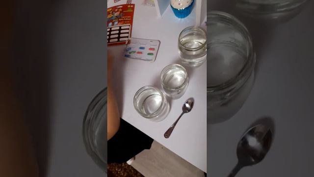 Обзор игрушек. Капсулы с Китая. Выращиваем животных дома в банке!!! смотреть онлайн