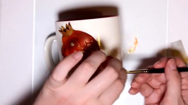 Декор кружки "Золотая рыбка" из ПОЛИМЕРНОЙ ГЛИНЫ Часть 2 polymer clay tutorial смотреть онлайн