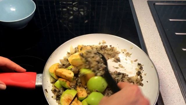 ✔КУРИЦА ФАРШИРОВАННАЯ зелеными яблоками и грибами смотреть онлайн