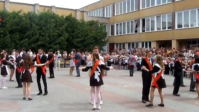 Прощальный вальс выпускников Гимназии №2 г. Волковыска (2013) смотреть онлайн