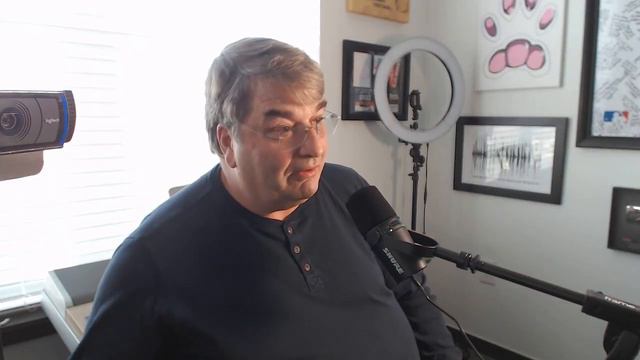 Asking my DAD Does Chivalry STILL exist? Unfiltered Friends Podcast смотреть онлайн