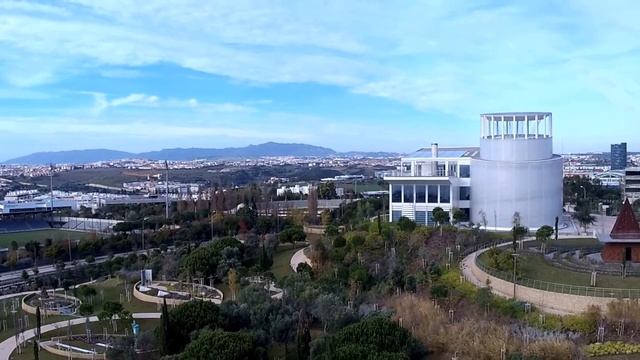 Test Flight Yuneec Breeze Oeiras Parque Portugal 02 смотреть онлайн