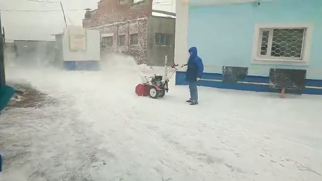 Прячьте снег, снегоуборка Агромаш уже идёт! смотреть онлайн
