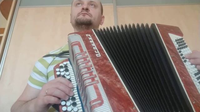 Прекрасное далеко - игра на баяне смотреть онлайн
