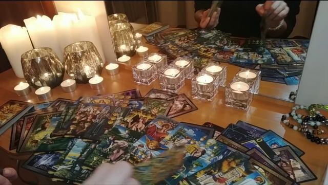 Таро Психология Треугольник Чего ждать? смотреть онлайн