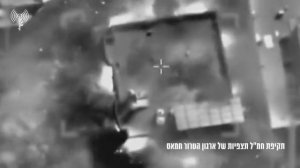 ВВС Израиля нанесли бомбовый удар по лагерю беженцев Шати в Газе.