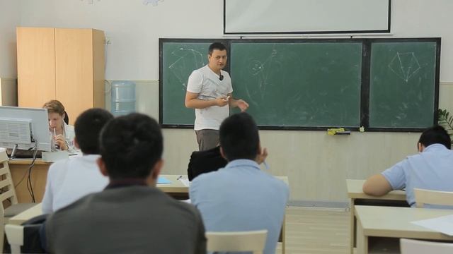 Matematika fanidan xorijiy trenerlar tomonidan o‘tilgan darslar. 7 смотреть онлайн