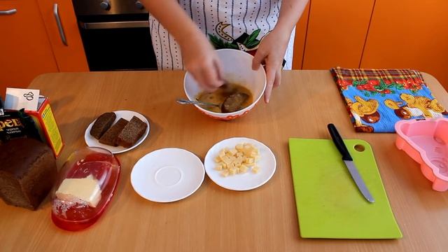 Быстрый и вкусный завтрак - гренки или КРУТОны! смотреть онлайн