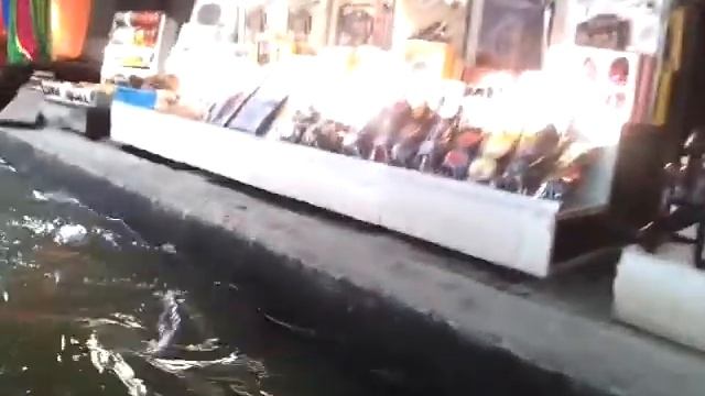 Плавучий рынок в Тайланде смотреть онлайн