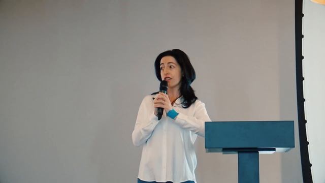 TED на русском. Шекия Абдуллаева. Как не прожить чужую жизнь вместо своей. смотреть онлайн