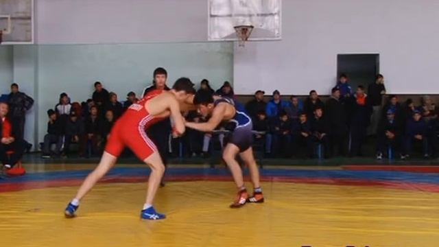 Вольная борьба. Кубок Кыргызстана-2016. 74 кг 1\4 Мирлан Чыныбеков-Тумарбек Курманалиев смотреть онлайн