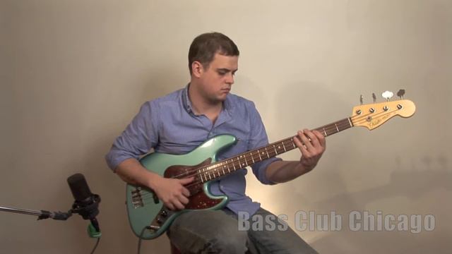 Bass Club Chicago Demos - Fender Custom Shop 64 Jazz Teal Green смотреть онлайн