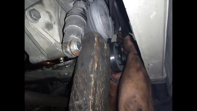 Снятие поддона BMW e36 мотор M50 (Давление масла) смотреть онлайн