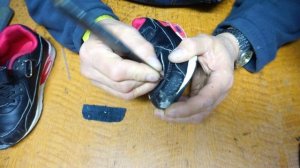 DIY: Ремонт сбитых носков на детской обуви