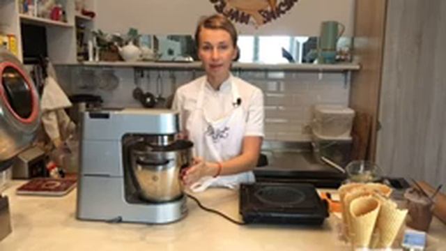 ТЫКВЕННЫЙ ЗЕФИР В РОЖКЕ | необычная подача вкуснейшего десерта | PUMPKIN MARSHMALLOW IN A HORN смотреть онлайн