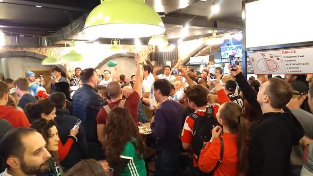 ЧМ 2018 в Москве. Весело гуляют аргентинские болельщики смотреть онлайн