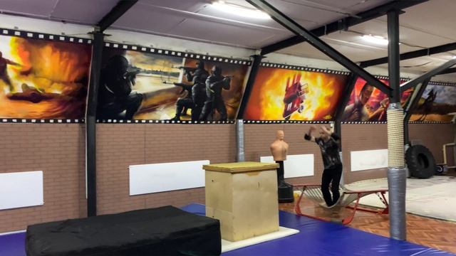 Сальто на возвышение смотреть онлайн