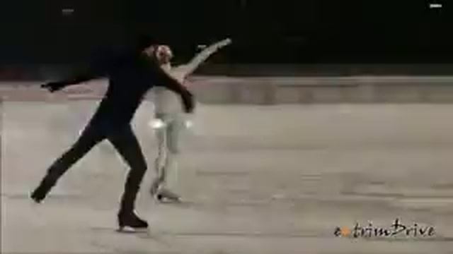 Авто танец и танец людей смотреть онлайн