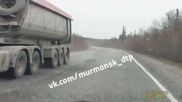 Серебрянка, грузовик по встречке смотреть онлайн
