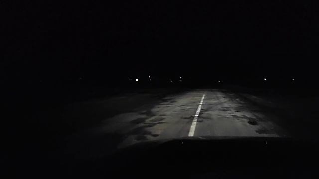 Свет фар Ауди 80 В4 с модулями Koito DM 008. Дорожный тест. смотреть онлайн