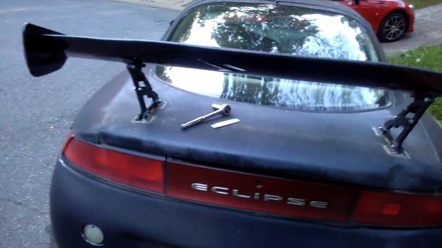 How to uninstall aftermarket spoiler off a car Trunk part 01 смотреть онлайн