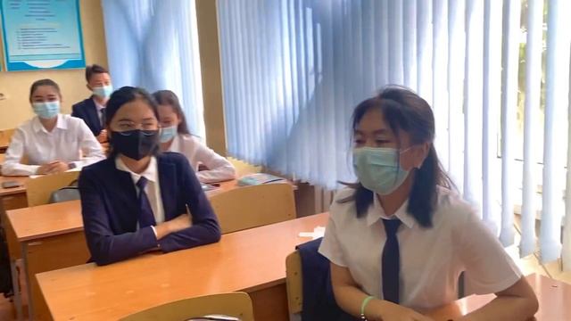 1 СЕНТЯБРЯ // 11 класс // школьный день смотреть онлайн