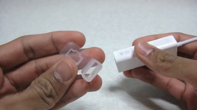 Unboxing Apple USB Ethernet Adapter (for Macbook Air) смотреть онлайн
