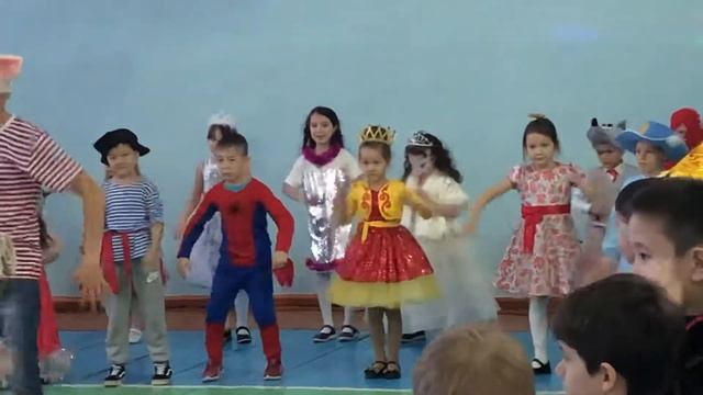 Новогодний утренник школа 12 Сибай смотреть онлайн