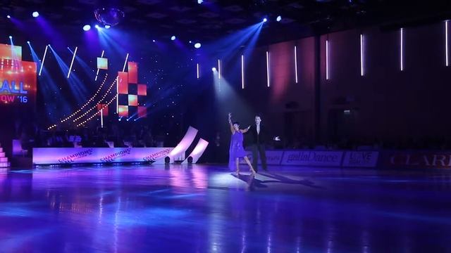 Champions Ball 2016. Showcase: Carolaine Lei и Sergey Maxuta смотреть онлайн