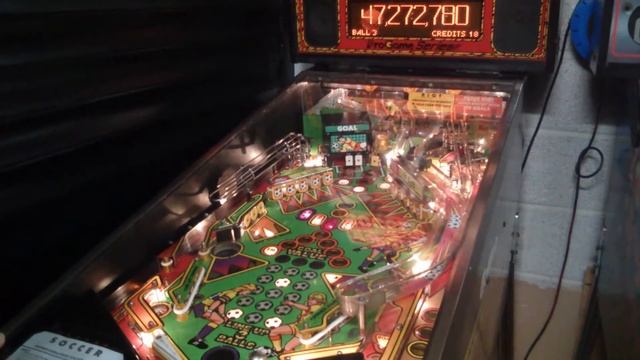 World Challenge Soccer Pinball Machine - A Classic Football Themed Game смотреть онлайн