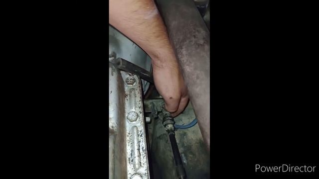 como quitar el chicote de palanca selectora de una Ford Explorer 97 4x4 смотреть онлайн