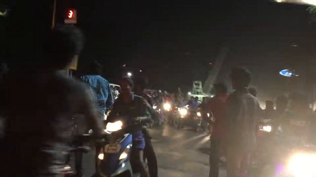 Новогодняя ночь на улицах Ченная смотреть онлайн