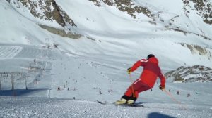 Tomass Marnics Carving Technique