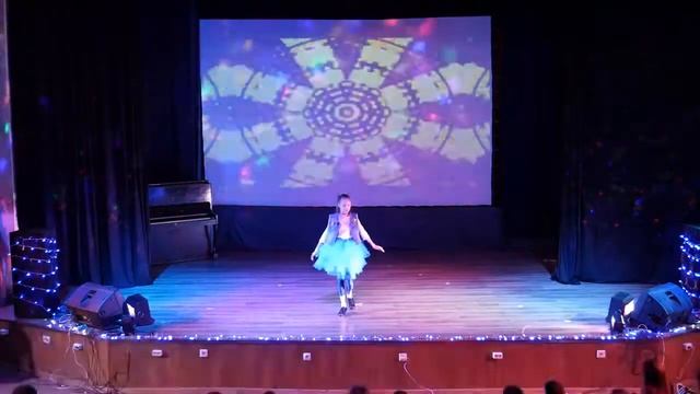 ЛЕТО, 2017 :: ВТОРАЯ СМЕНА / Шоу талантов «Звёздный час» - Софья Царева смотреть онлайн