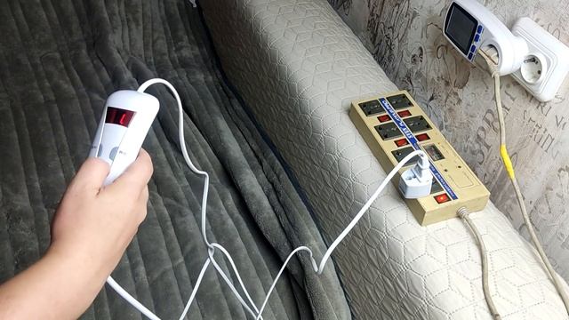 Распаковка ПЛЮШЕВОЕ ОДЕЯЛО С ПОДОГРЕВОМ смотреть онлайн