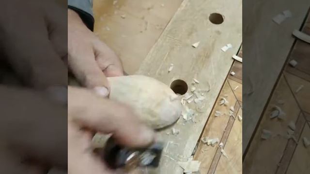 Строгание ложки рубанком.#резьбаподереву смотреть онлайн