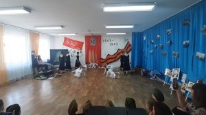 Танцевальная композиция "Отмените войну"