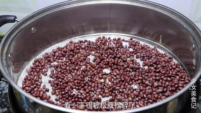 補藥一堆，不如每月一瓶紅豆，教你營養做法，胃口大了，精神好了，【麗麗廚房】，#醋泡紅豆的做法，#醋泡紅豆料理，#醋泡紅豆食譜，#家常菜，#醋泡紅豆能降血糖嗎，#Recipe ，#醋泡紅豆的功效與作用