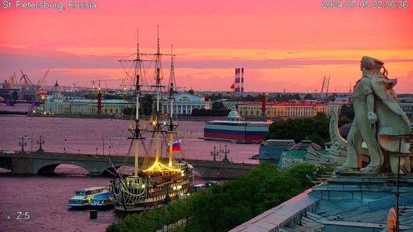 Санкт-Петербург онлайн обзорная веб-камера