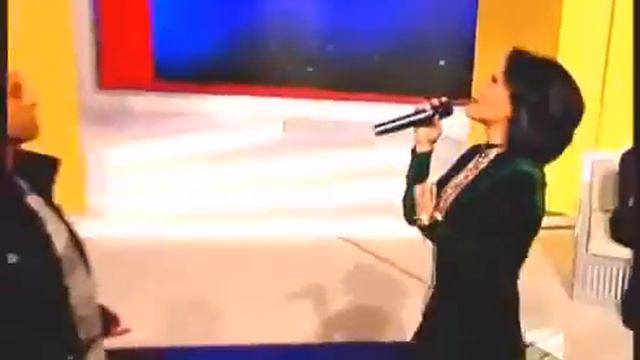 Nino Chxeidze Da Zuzu Bejashvili   Ramdeni Dro Gavida Martla Gavida Profili