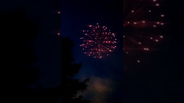 Воскресенск (Гигант). День Города (09,06,2019). Праздничный салют у ДК "Цементиник". смотреть онлайн