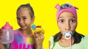 Аринка КАК МАМА, а Кристинка как малышка. Дочки-матери.