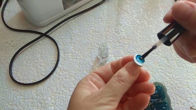 КУКОЛЬНЫЕ ГЛАЗКИ ИЗ ПУГОВИЦ ОТ ШКОЛЬНОЙ ФОРМЫ И УФ СМОЛЫ. смотреть онлайн