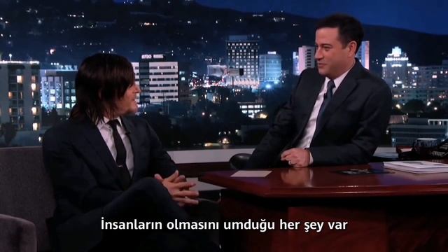 Strange moments of Norman Reedus with his fans / Norman Reedus'ın fanlarıyla tuhaf anları смотреть онлайн